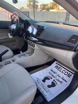 ميتسوبيشي لانسر